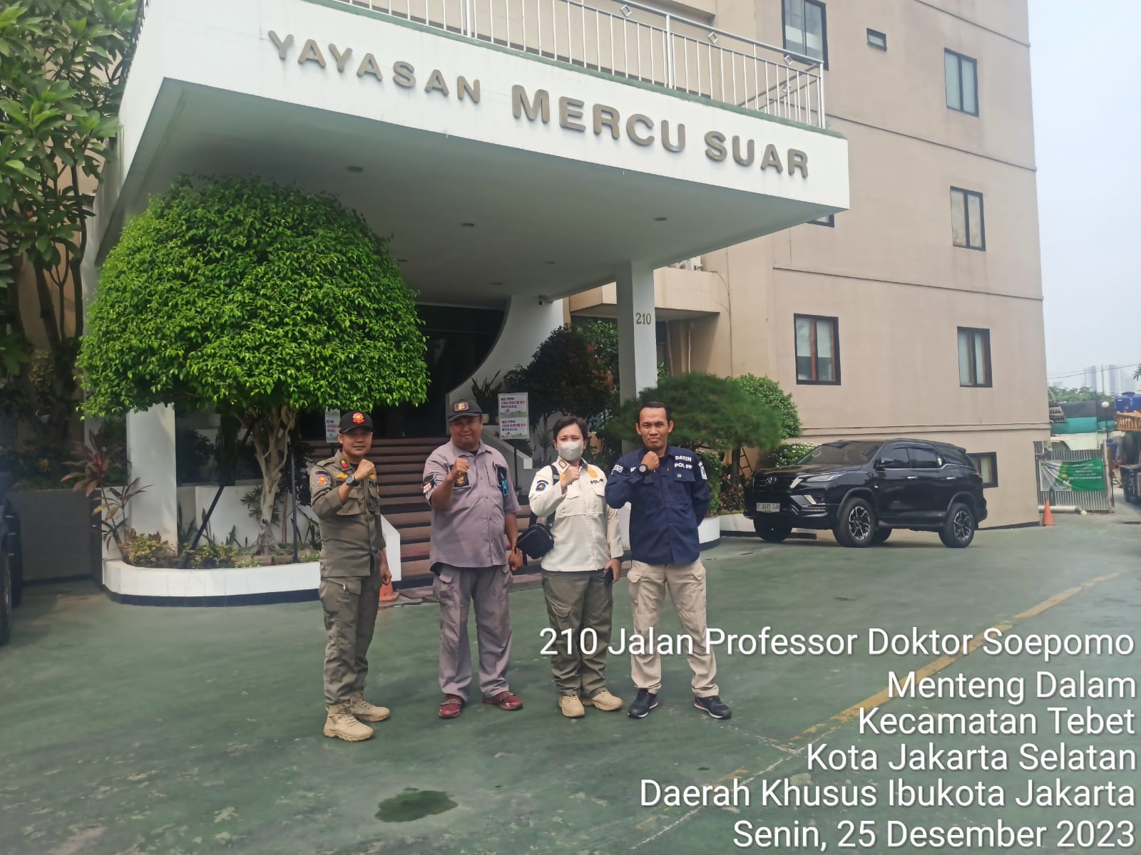 Dakara Mengamankan Situasi Natal di Gereja Yayasan Mercu Suar